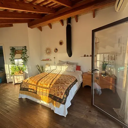 Casa Alquitara Holiday home *