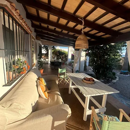 Casa Alquitara Holiday home