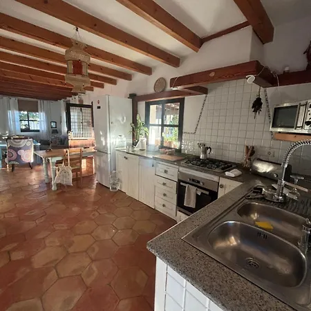 Holiday home Casa Alquitara *